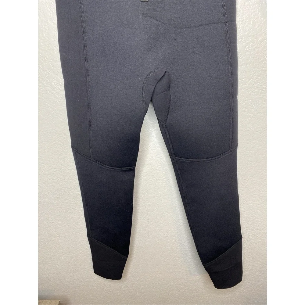 Dark Lightning Youth Full Wetsuit Black Red Back Zip Surf Kids Size 12 Beach